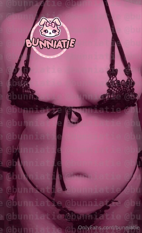 Foto di nudo di fuga di OnlyFans di Bunniatie