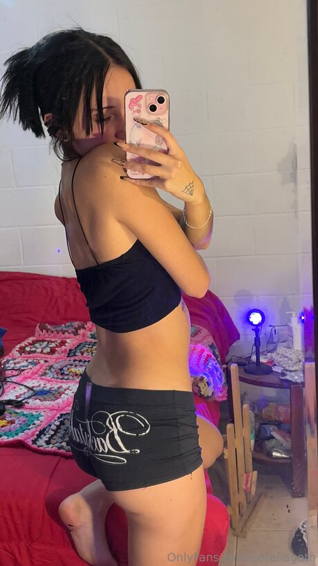 Foto di nudo di fuga di OnlyFans di Aureliagoth