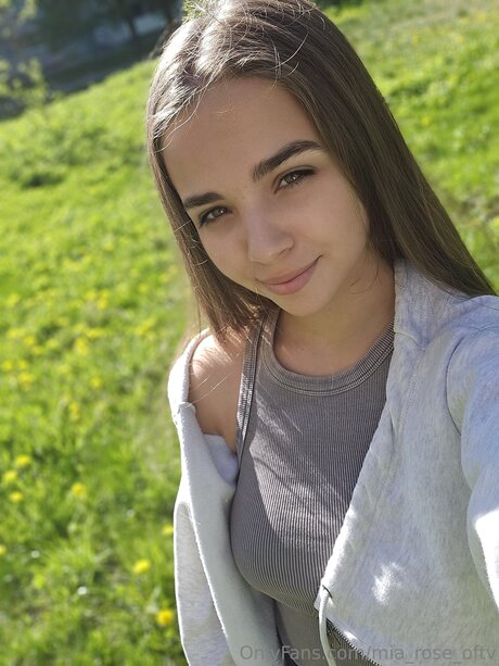Foto di nudo di fuga di OnlyFans di Mia Rose Oftv