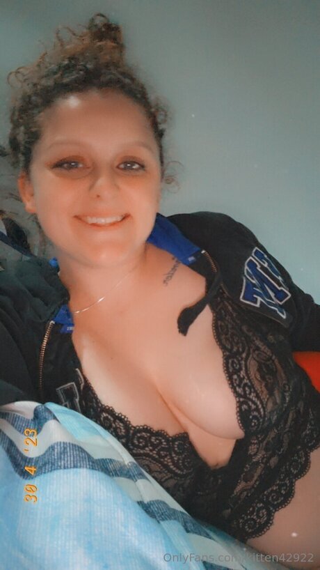 Foto di nudo di fuga di OnlyFans di Kitten42922