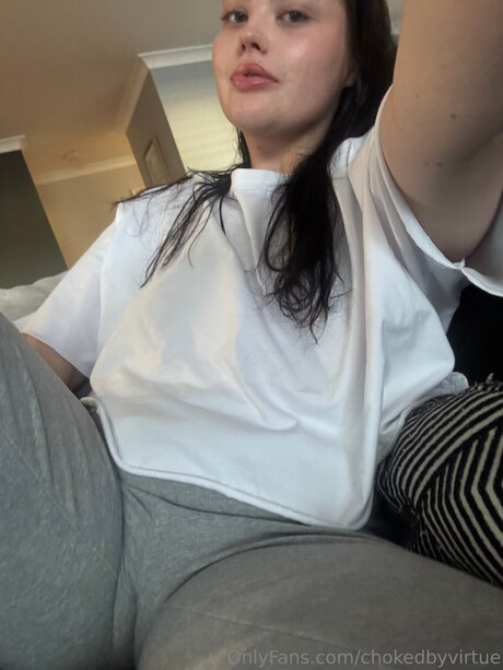 Foto di nudo di fuga di OnlyFans di Holly X Star