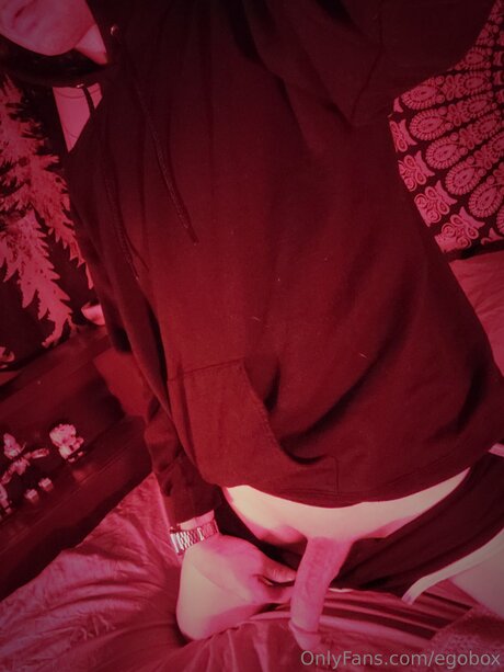 Foto di nudo di fuga di OnlyFans di Egobox