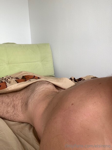 Foto di nudo di fuga di OnlyFans di Elsireno