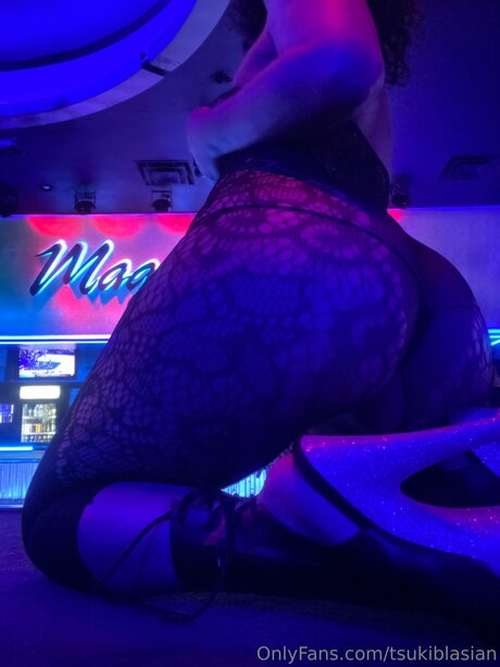 Foto di nudo di fuga di OnlyFans di Tsukiblasian