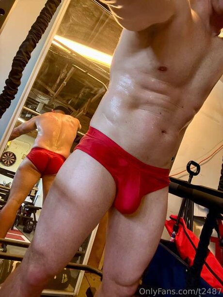 Foto di nudo di fuga di OnlyFans di T2487