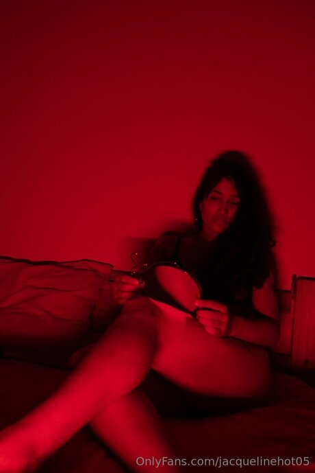 Jacquelinehot05