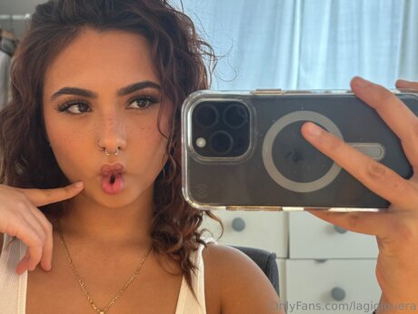 Foto di nudo di fuga di OnlyFans di Yourgigii