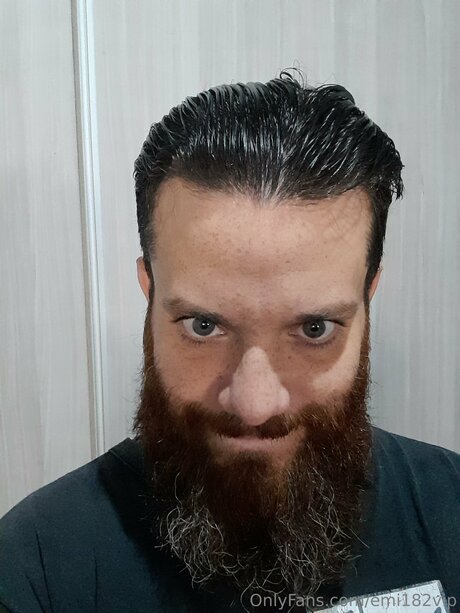 Foto di nudo di fuga di OnlyFans di Emi182vip