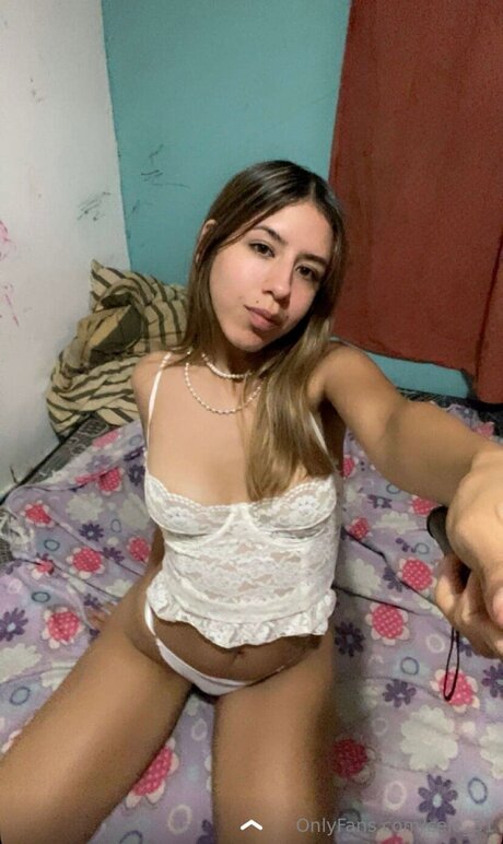 Foto di nudo di fuga di OnlyFans di Cele 31