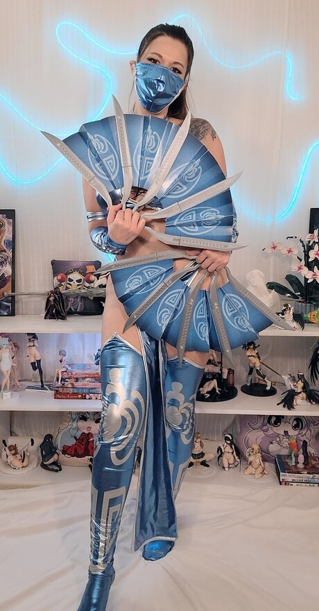 Lady Albedo 96
