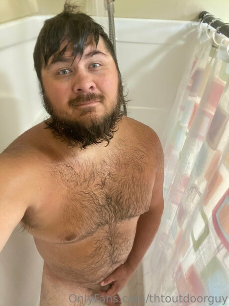 Foto di nudo di fuga di OnlyFans di Thtoutdoorguy