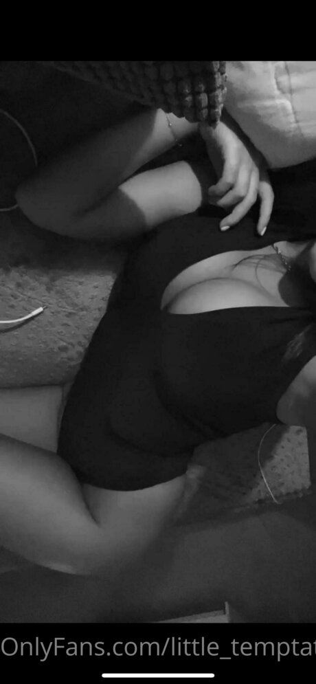 Little Temptation77