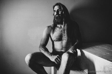 Foto di nudo di fuga di OnlyFans di Workingstiff