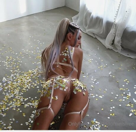 Foto di nudo di fuga di OnlyFans di Dddominii