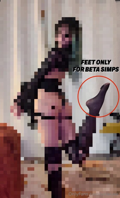 Foto di nudo di fuga di OnlyFans di Solaruse