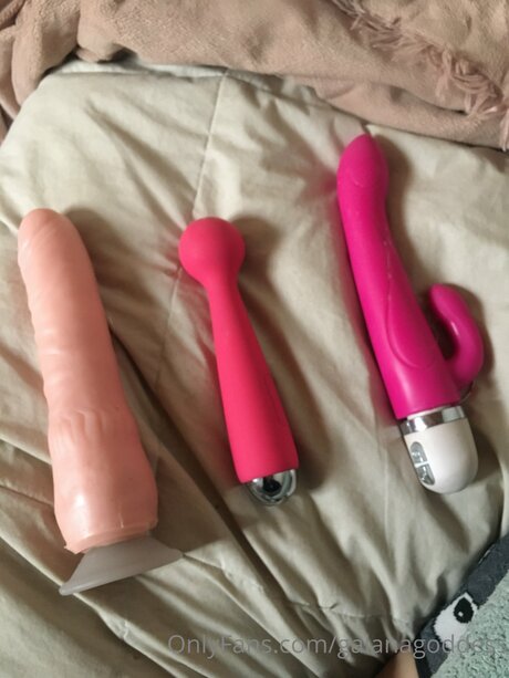 Foto di nudo di fuga di OnlyFans di Galanagoddess