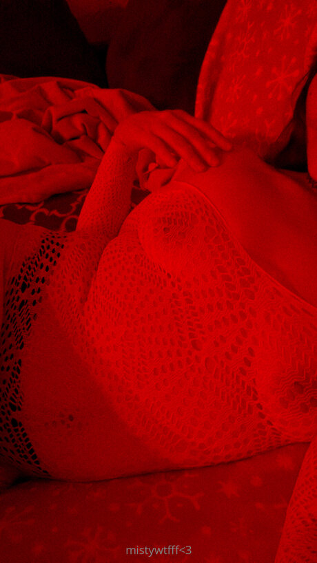 Foto di nudo di fuga di OnlyFans di Mistywtfff