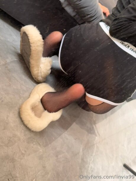 Foto di nudo di fuga di OnlyFans di Linviaslair
