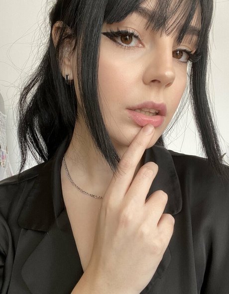 Foto di nudo di fuga di OnlyFans di Gothiccprada