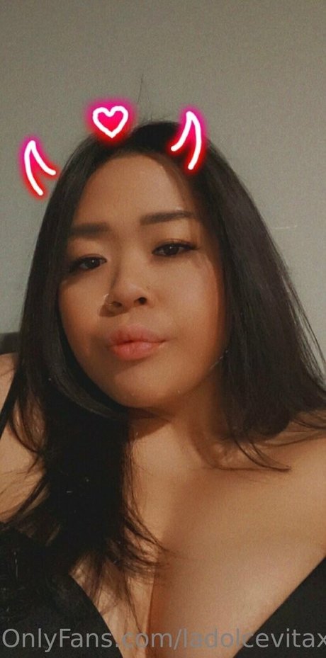 Foto di nudo di fuga di OnlyFans di Ladolcevitax0x