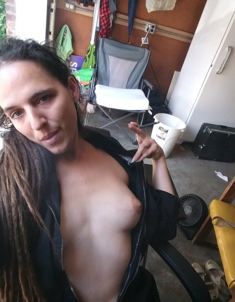 Foto di nudo di fuga di OnlyFans di Brannouailis