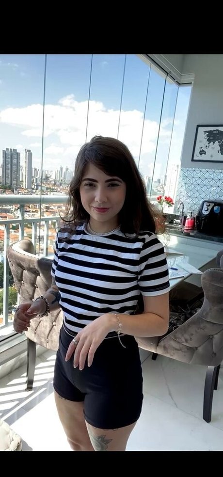 Nicole Diretora
