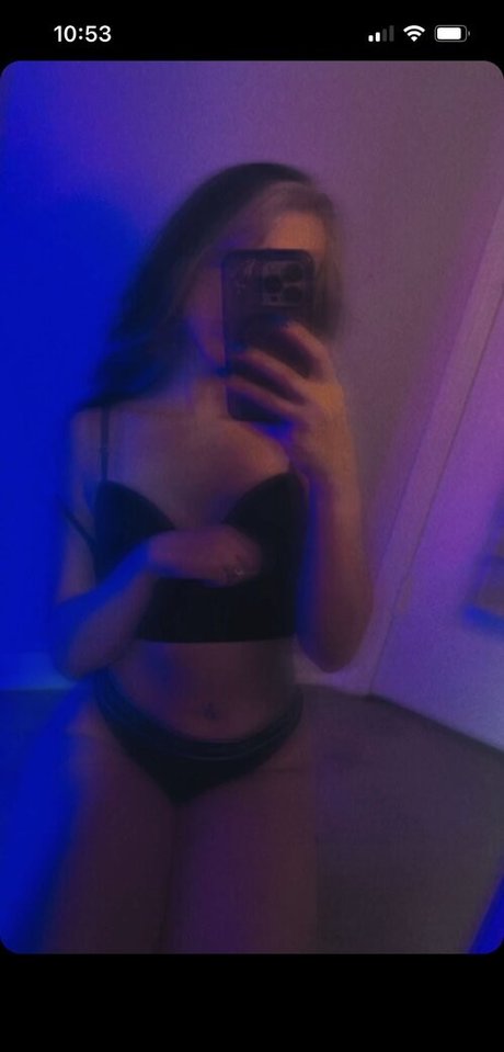 Foto di nudo di fuga di OnlyFans di Snerixx