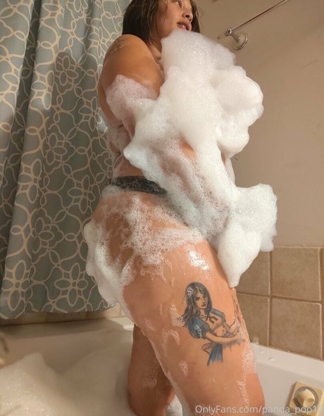 Foto di nudo di fuga di OnlyFans di Pandapop10