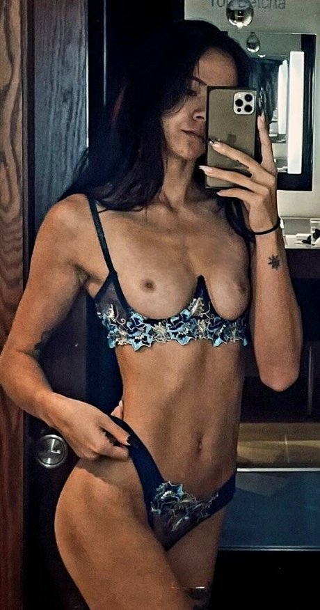 Foto di nudo di fuga di OnlyFans di Yellowsnowbb