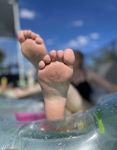 Lovelylucyj20