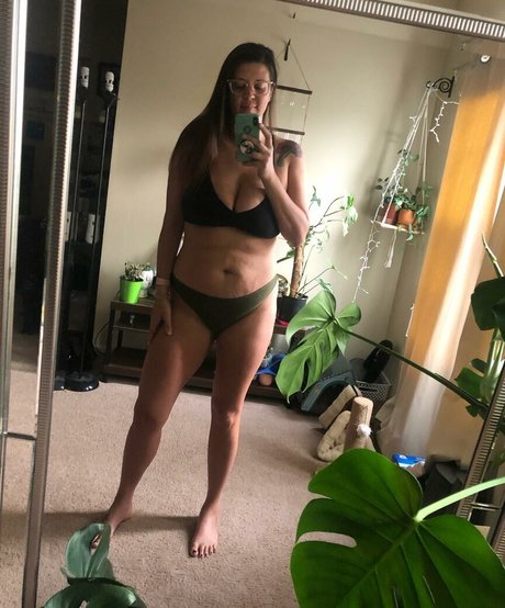 Tallnerdywoman