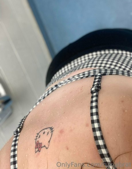 Foto di nudo di fuga di OnlyFans di Rukiabrat