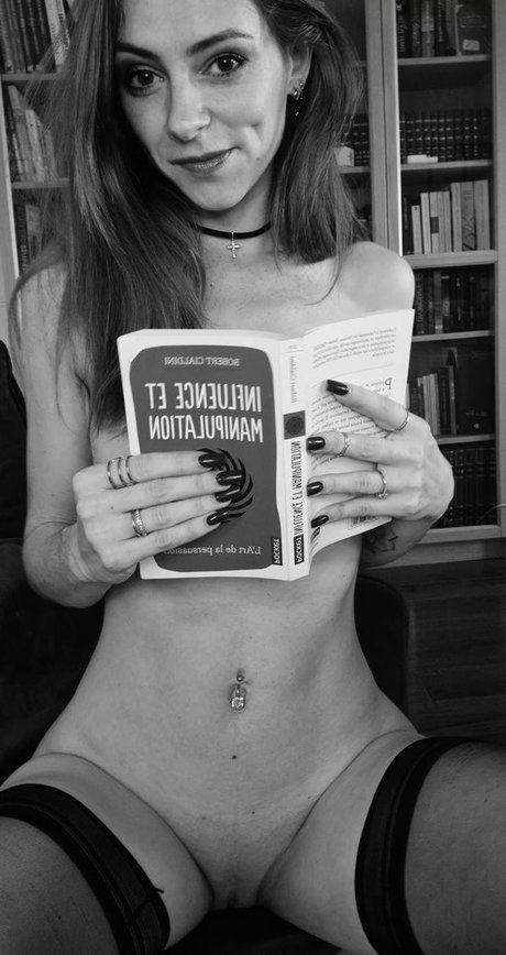 Foto di nudo di fuga di OnlyFans di Sweetbodymary