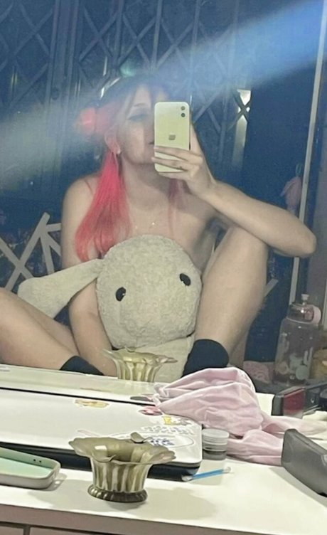 Foto di nudo di fuga di OnlyFans di Coelhopink