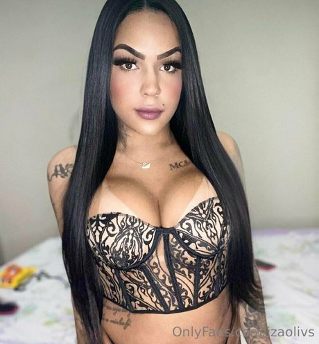 Foto di nudo di fuga di OnlyFans di Izabela Oliveira