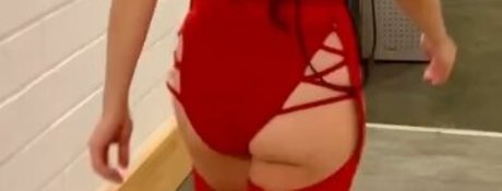 Foto di nudo di fuga di OnlyFans di Tina Guo