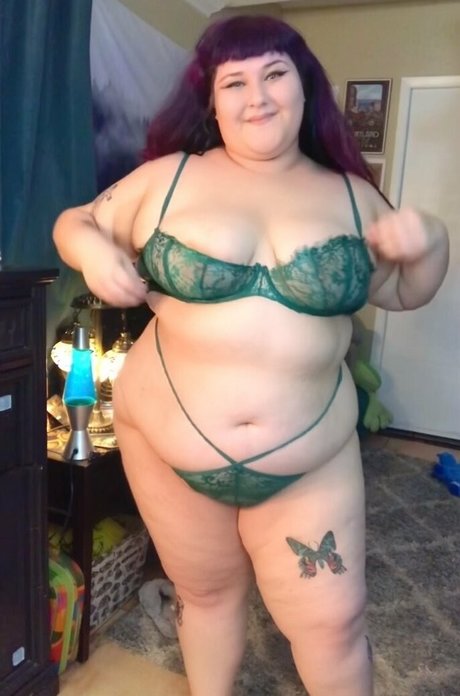 Foto di nudo di fuga di OnlyFans di Scarletlabelle