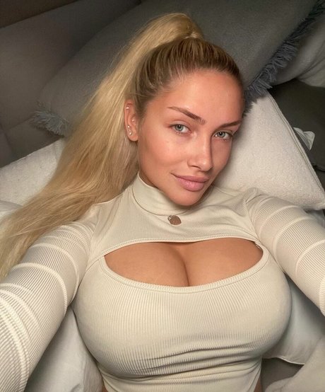 Foto di nudo di fuga di OnlyFans di Luisaa
