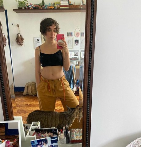 Foto di nudo di fuga di OnlyFans di Valentina Bandeira