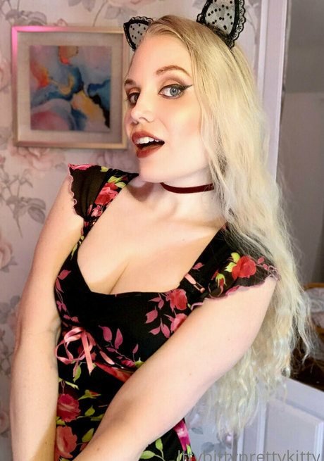 Foto di nudo di fuga di OnlyFans di Ittybittyprettykittyfree