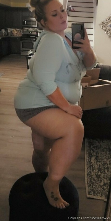 Foto di nudo di fuga di OnlyFans di Lindseefoxxx