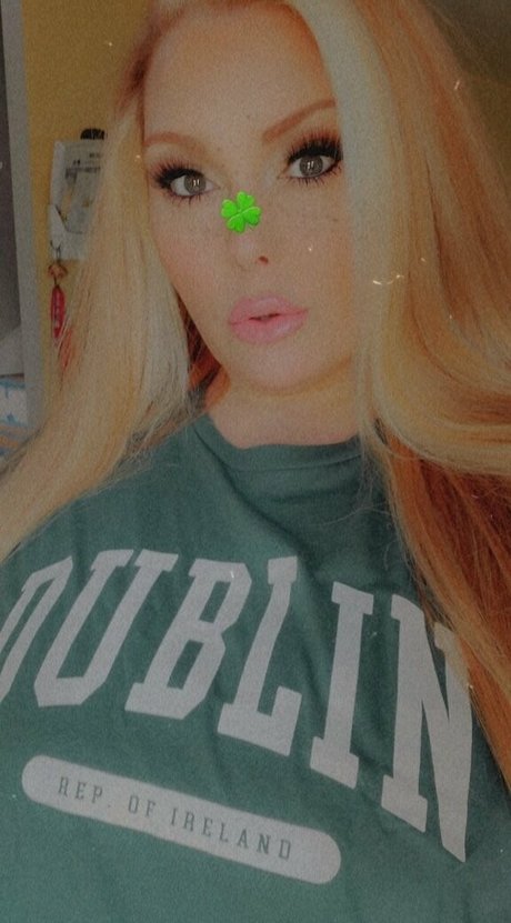 Foto di nudo di fuga di OnlyFans di Lindseefoxxx