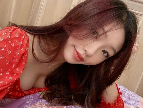 Foto di nudo di fuga di OnlyFans di Canahry