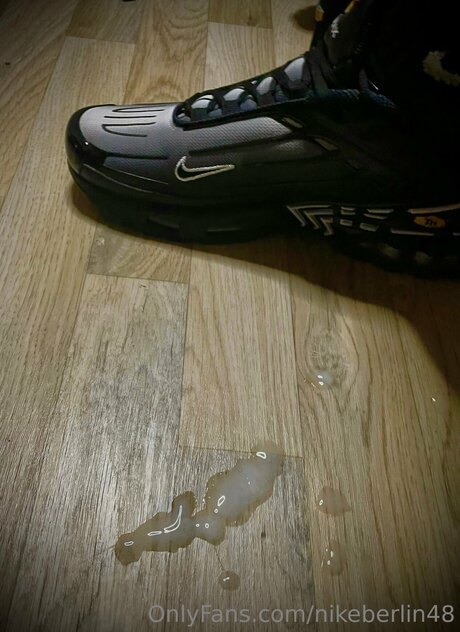 Nikeberlin48