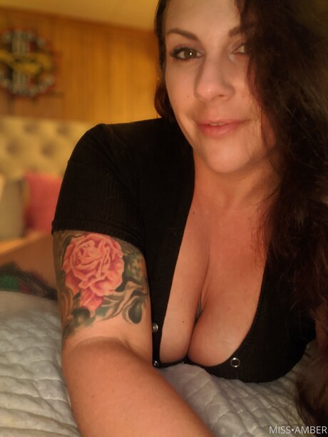 Foto di nudo di fuga di OnlyFans di Missamberdoesxxx