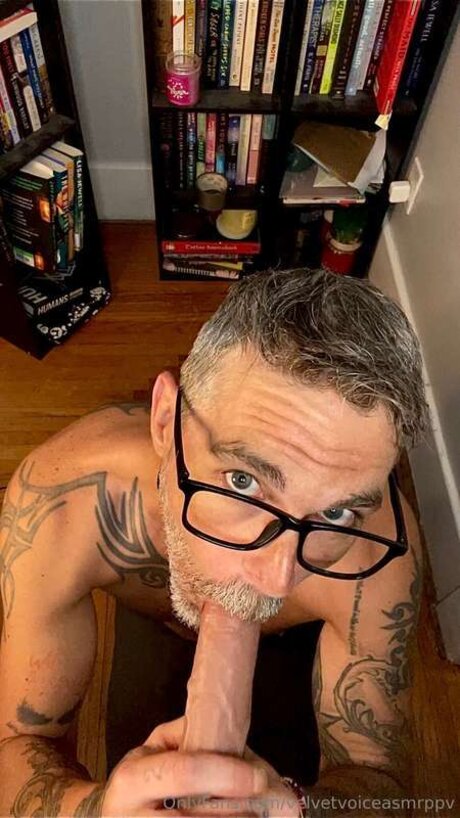 Foto di nudo di fuga di OnlyFans di Velvetvoiceasmrppv