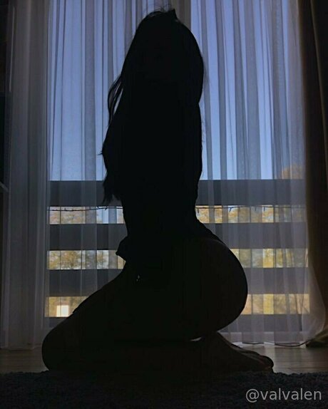 Foto di nudo di fuga di OnlyFans di Valvalen