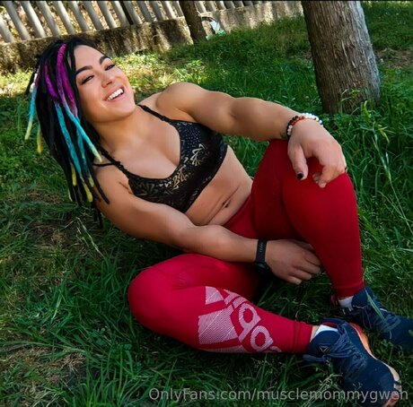 Queenmuscleavery