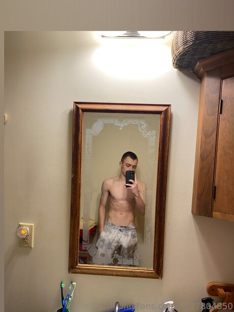 Foto di nudo di fuga di OnlyFans di U127804850
