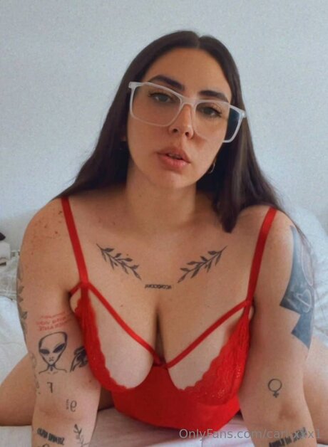 Foto di nudo di fuga di OnlyFans di Cari Xxx1